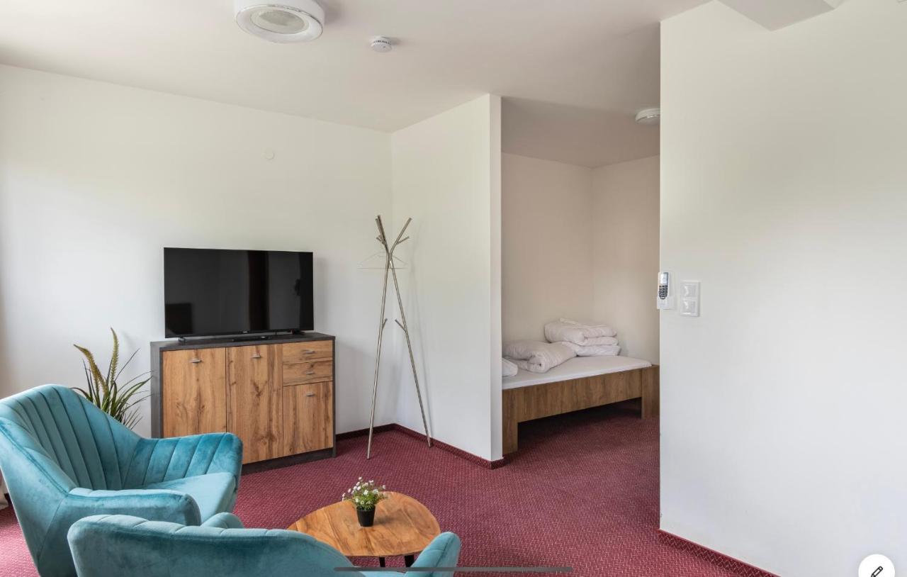 Sinus Premium Aparthotel Siofok Ngoại thất bức ảnh